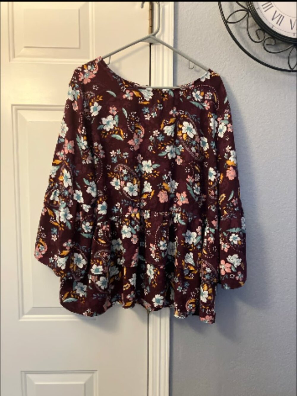 Time And True Brand Size XXXL Floral Pattern Top